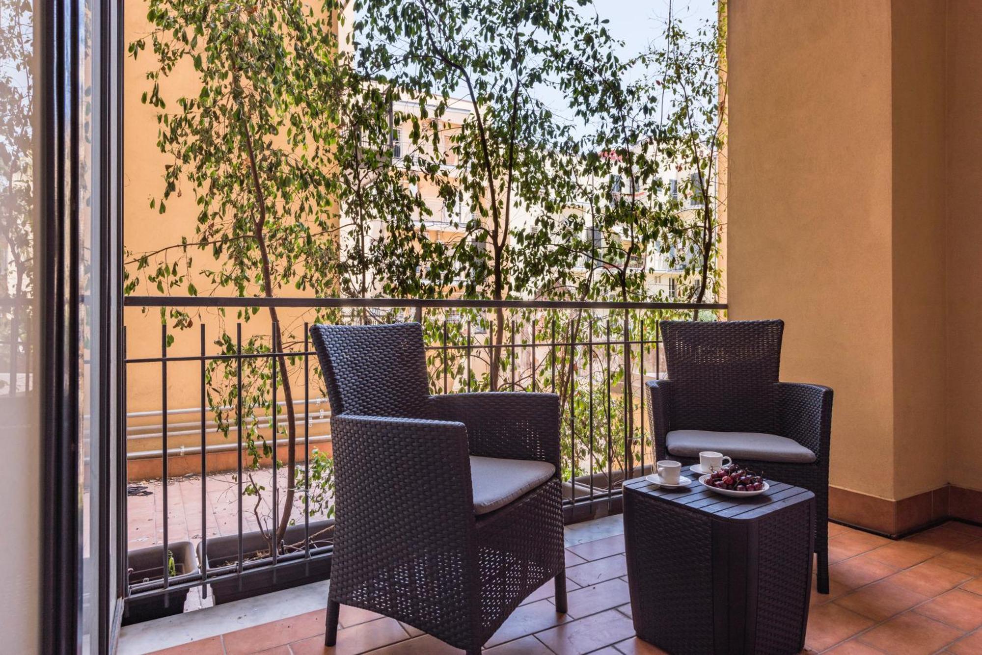 Ferrini Home - Suites Катания Экстерьер фото