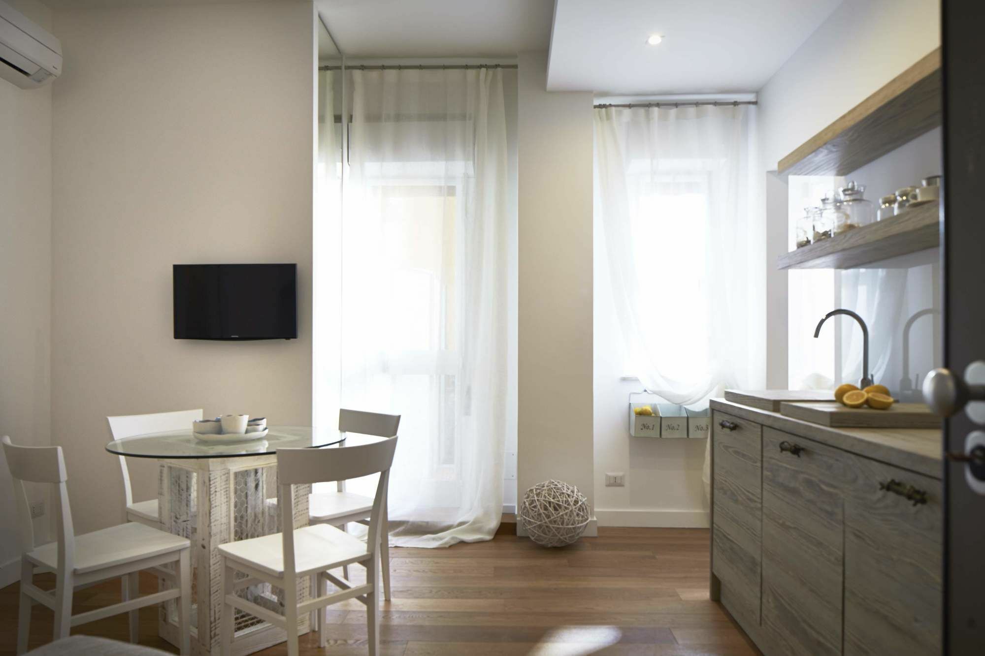 Ferrini Home - Suites Катания Экстерьер фото